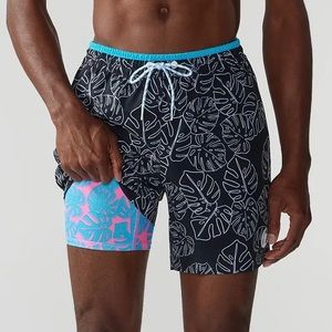 NWT Chubbies Lined Classic Swim Trunks, 7” Inseam 2XL XXL “The Botanicals”